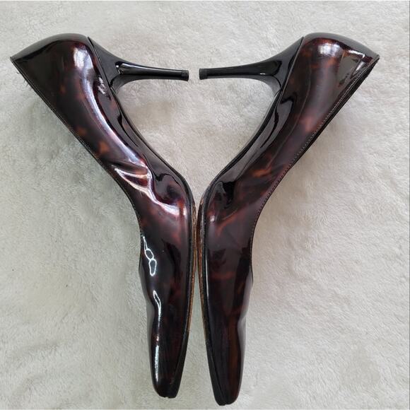 STUART WEITZMAN Fever Tortoise Shell Pointy Pumps 8 - Picture 9 of 10